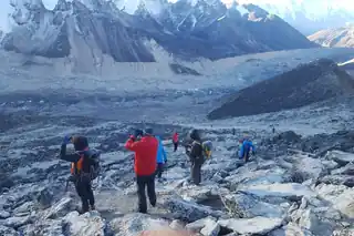 EBC Trek with Helicopter Return — photo 5