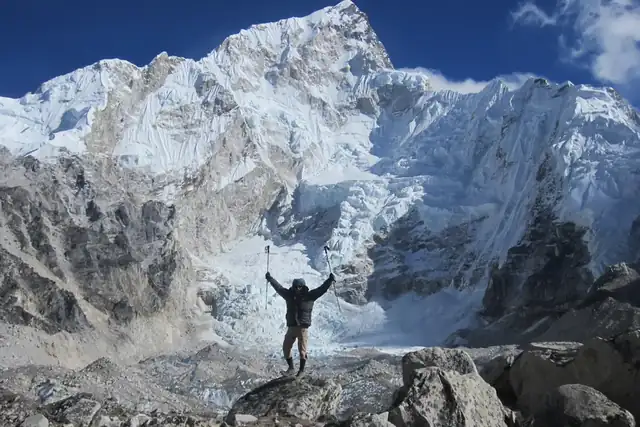 Luxury EBC Lodge Trek
