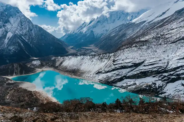 Manaslu Circuit Trek: 13 Days